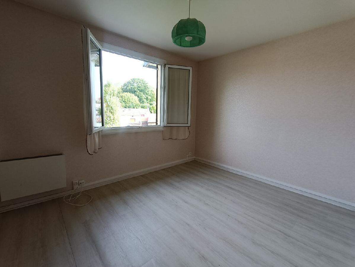 Appartement à vendre, 79m², Châlus