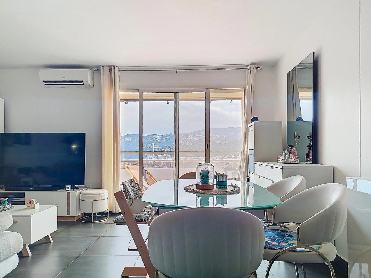 Appartement à vendre, 69m², La Trinité