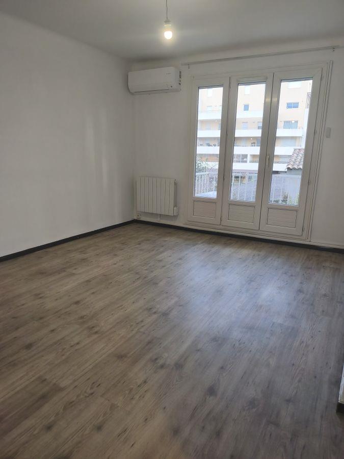 Appartement à louer, 52m², Nîmes