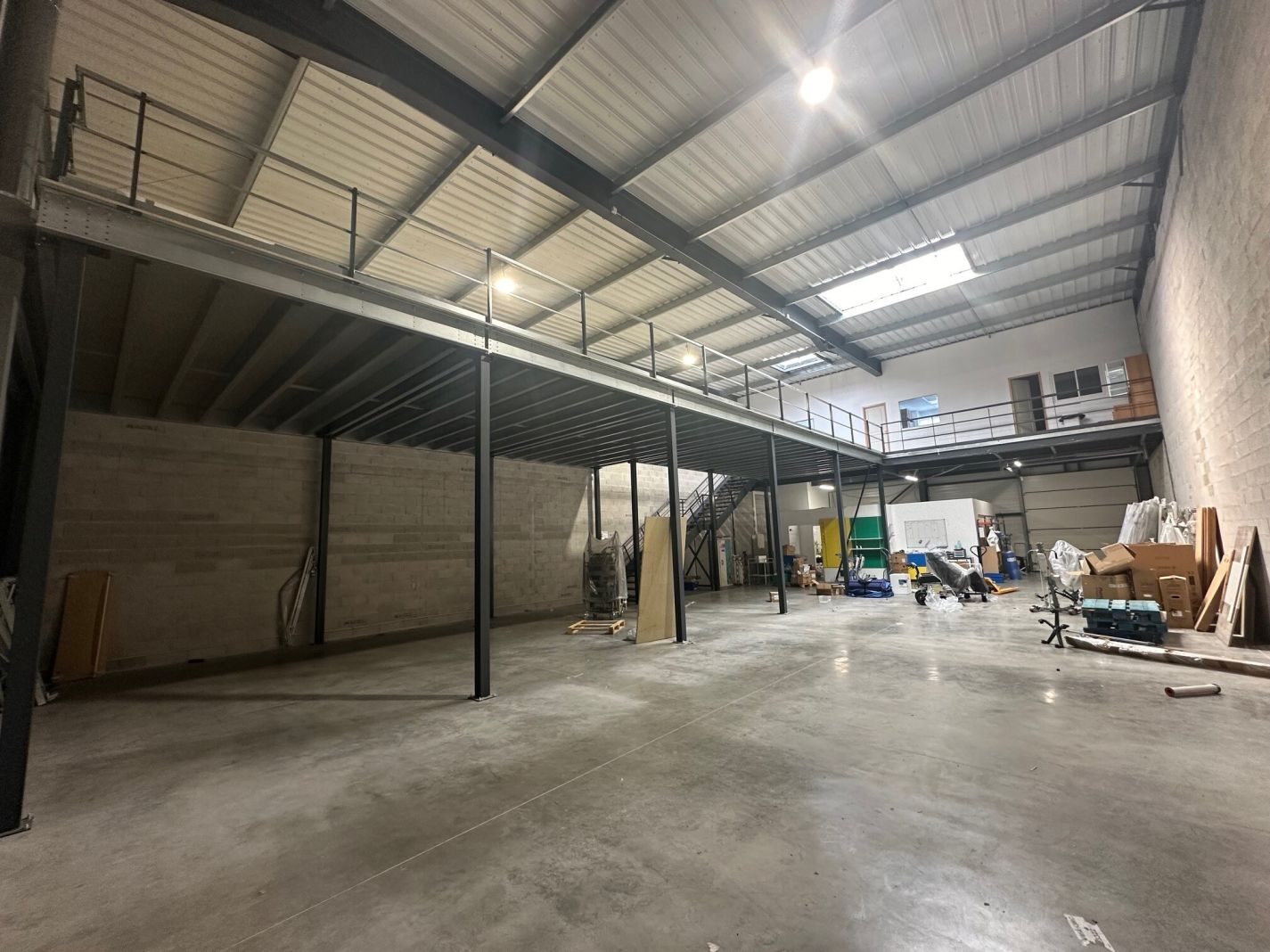 Maison à louer, 493m², Meyreuil