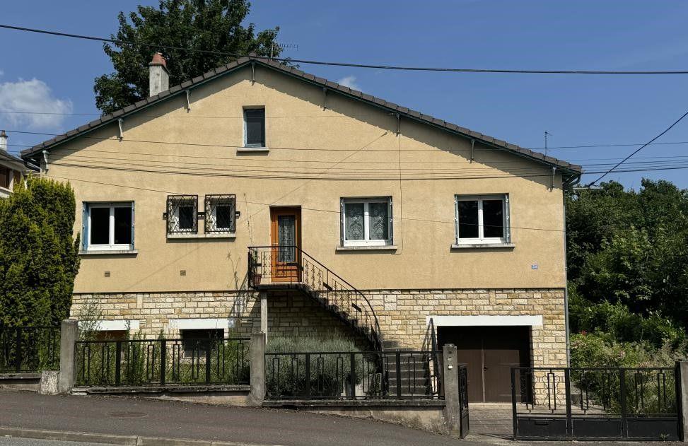 Maison à vendre, 95m², Saint-Amand-Montrond