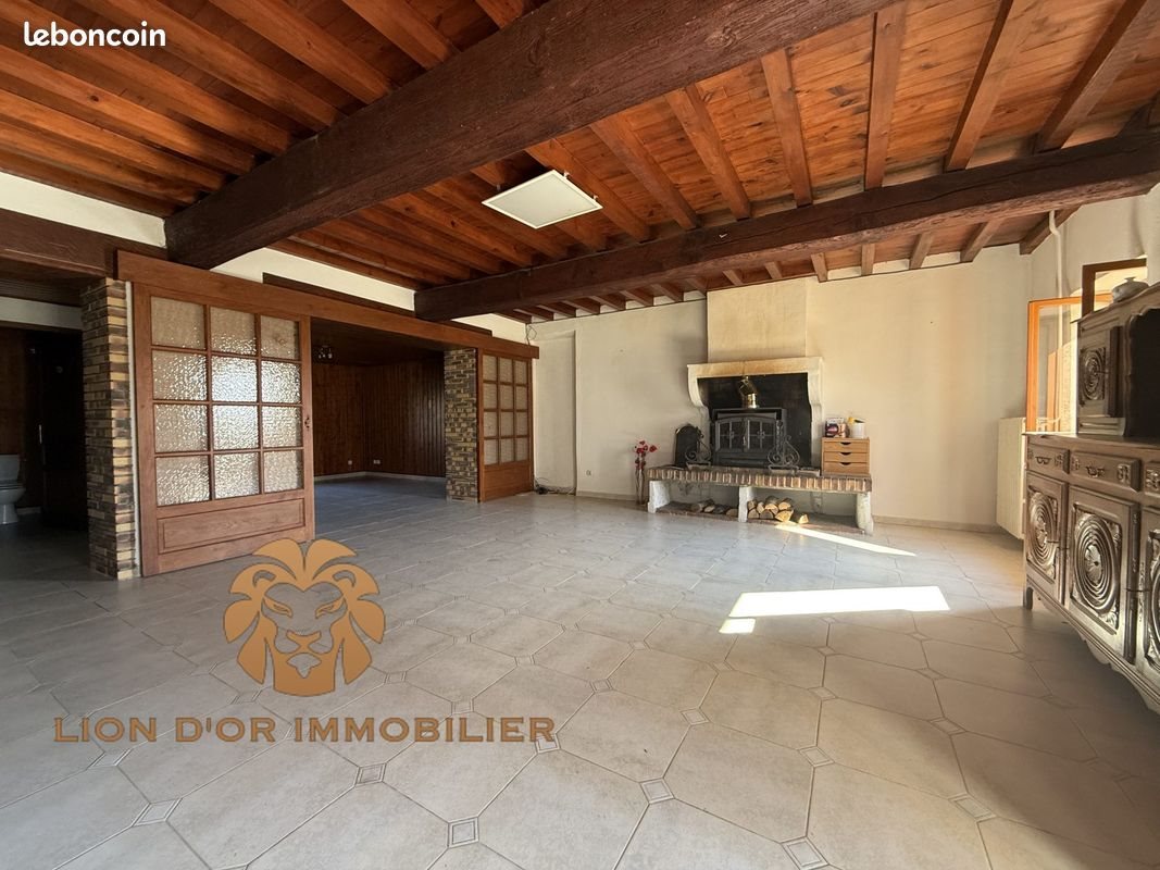Maison à louer, 240m², Ambérieux-en-Dombes