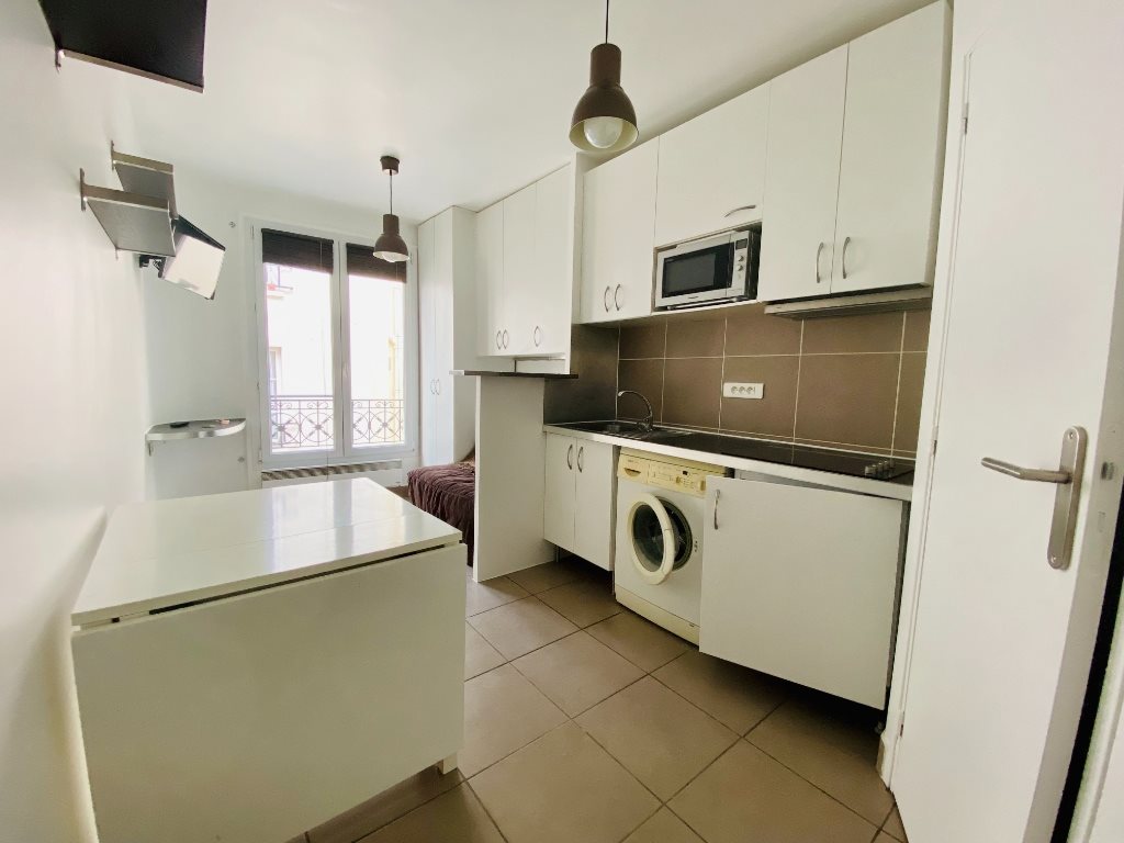 Appartement à louer, 15m², Paris 18ème