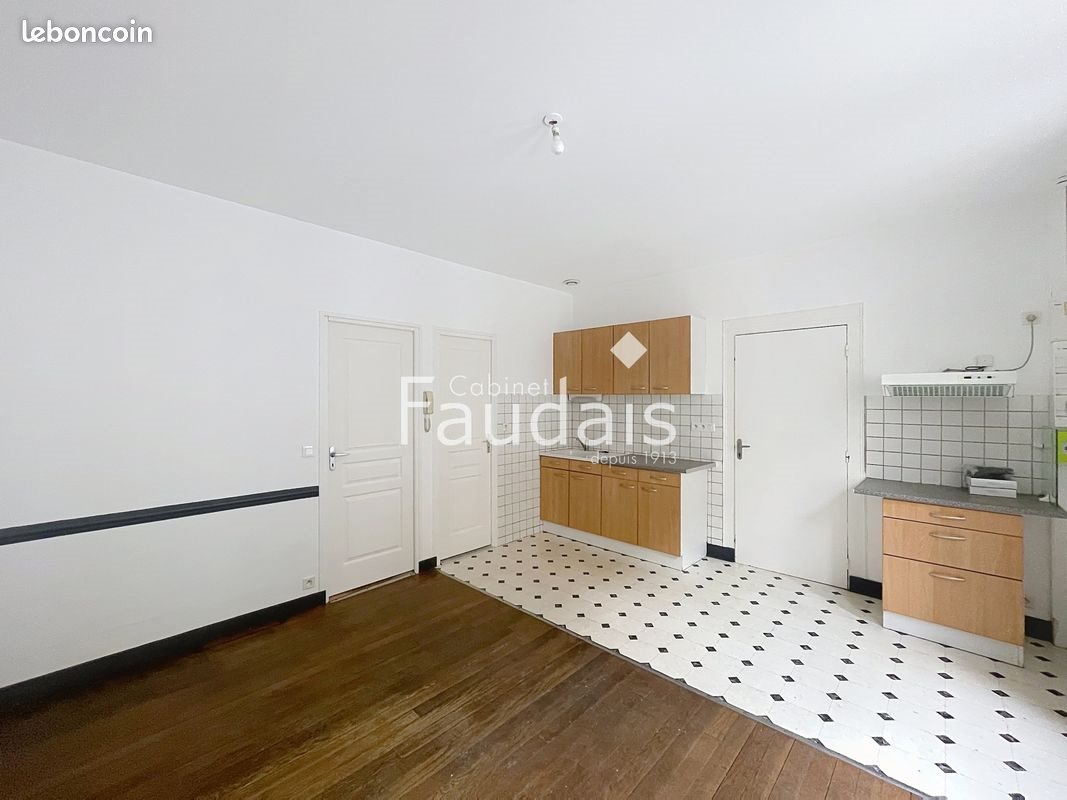 Appartement à louer, 35m², Coutances