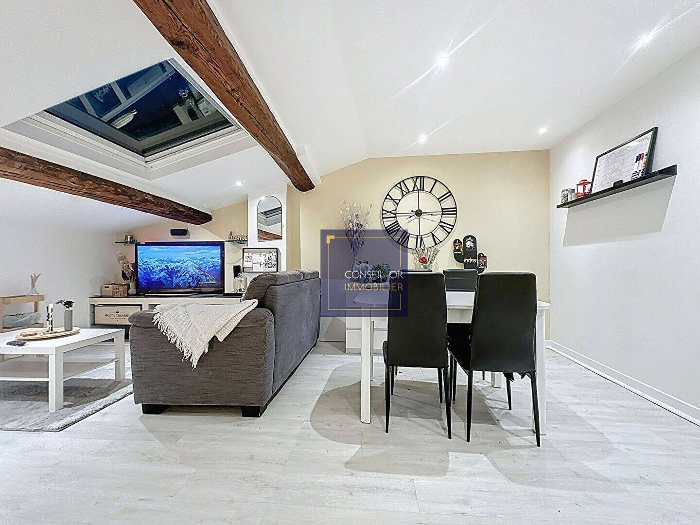 Appartement à louer, 46m², Saint-Laurent-d'Agny