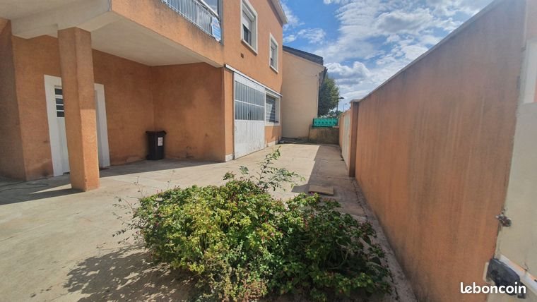 Maison à louer, 77m², Piolenc