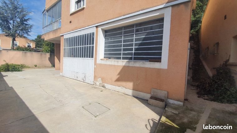 Maison à louer, 77m², Piolenc