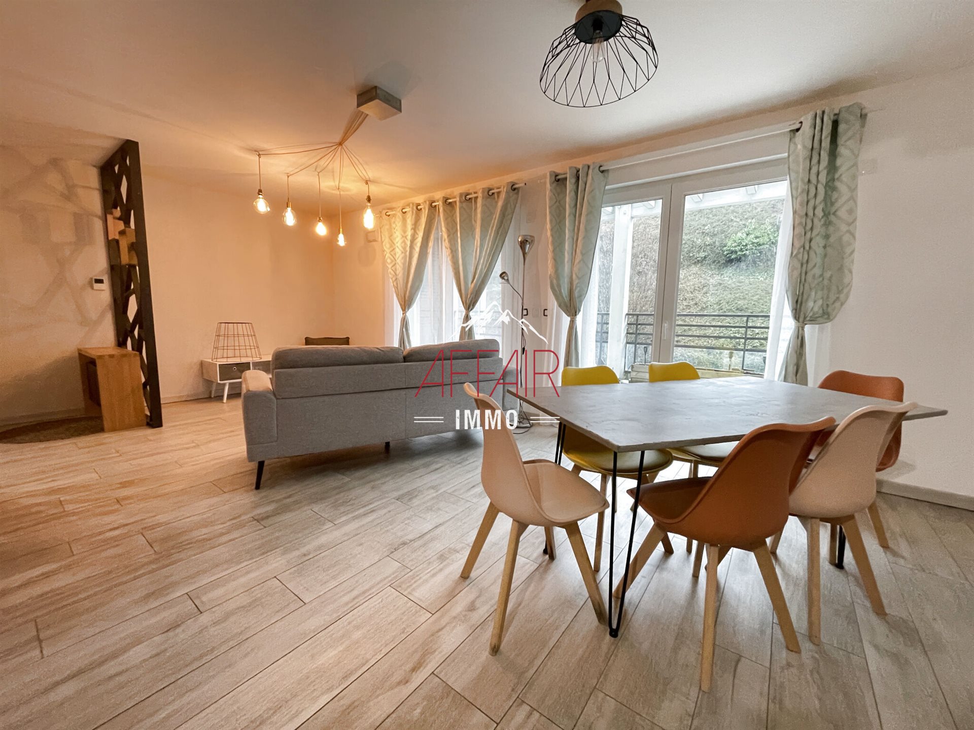 Appartement à louer, 82m², Bossey