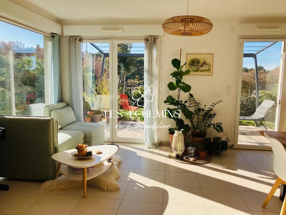 Maison à louer, 69m², Châteauneuf-le-Rouge