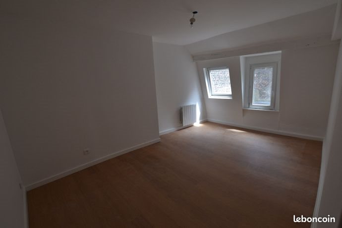 Appartement à louer, 81m², Lille