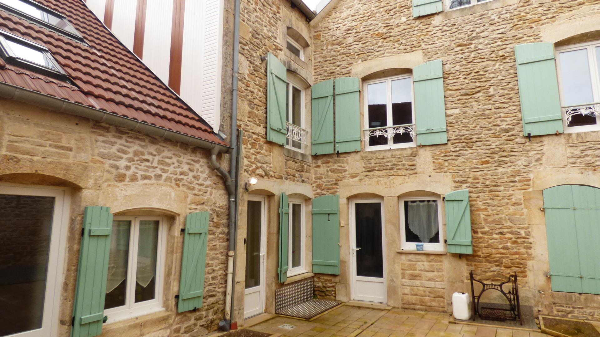 Immeuble locatif en très bon état de 4 logements
