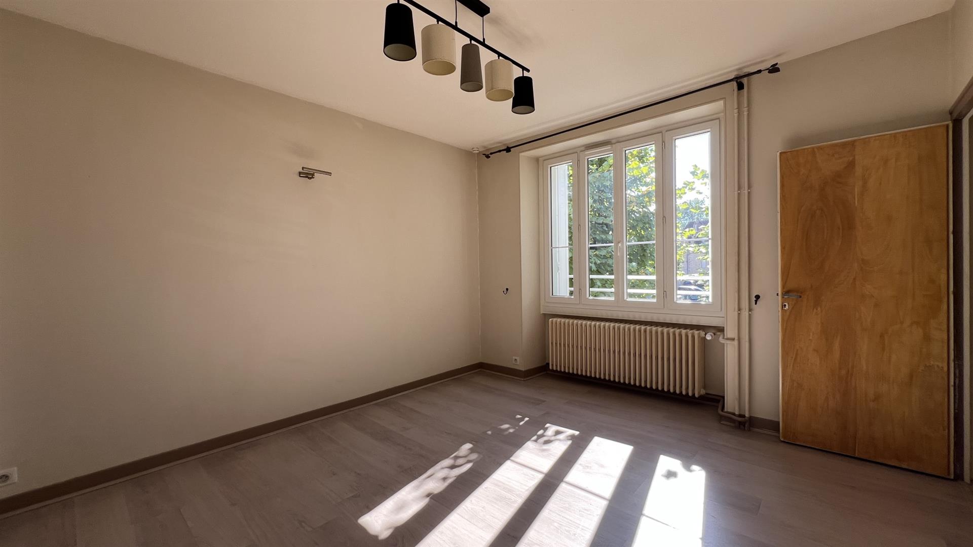 Maison à louer, 63m², L'Isle-sur-Serein