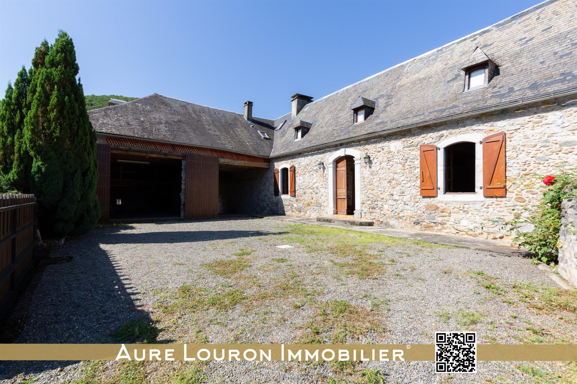 Pyrenean Barn 5 Rooms ±125M2 With Outbuildings At The Gates Of The Aure And Louron Valleys