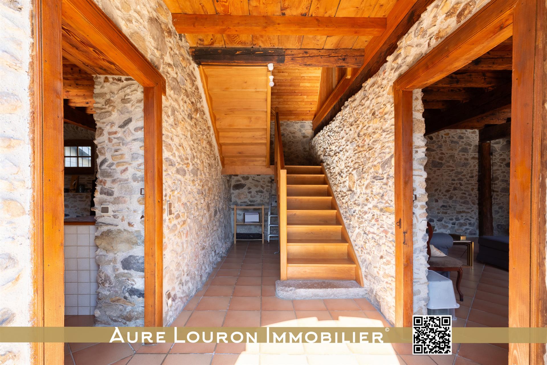 Pyrenean Barn 5 Rooms ±125M2 With Outbuildings At The Gates Of The Aure And Louron Valleys