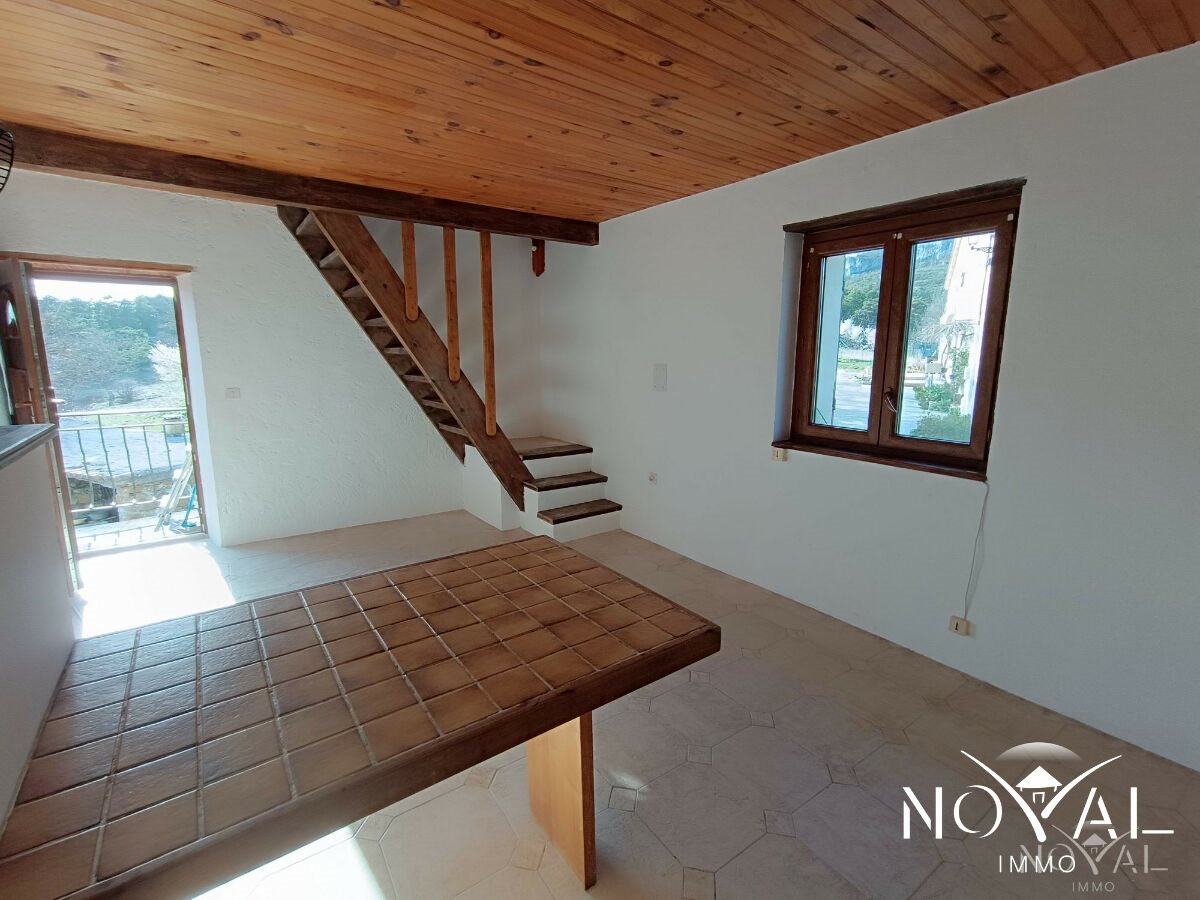 Appartement à louer, 42m², Peyroules