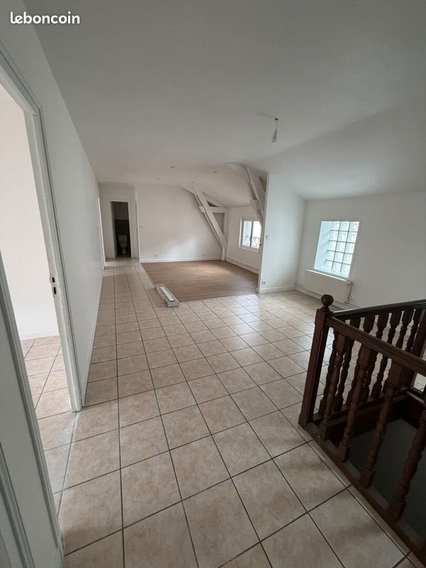 Appartement à louer, 105m², Yssingeaux