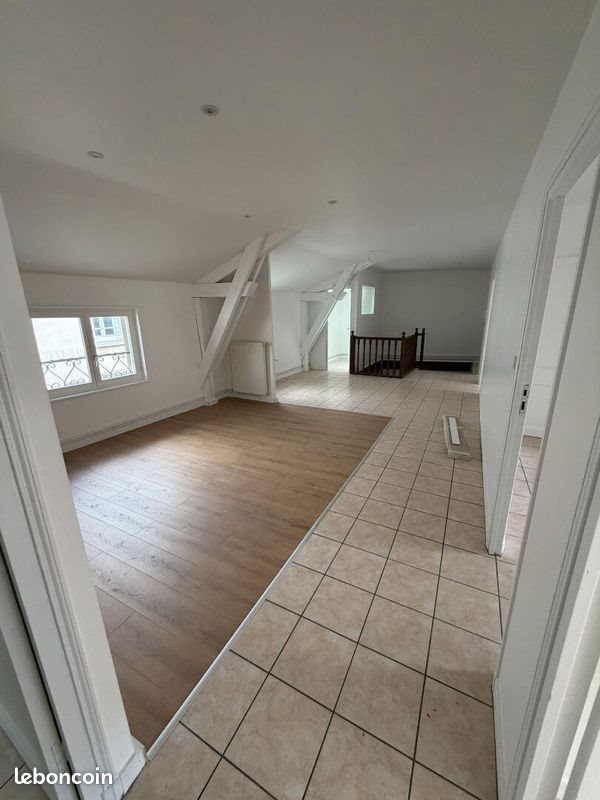 Appartement à louer, 105m², Yssingeaux