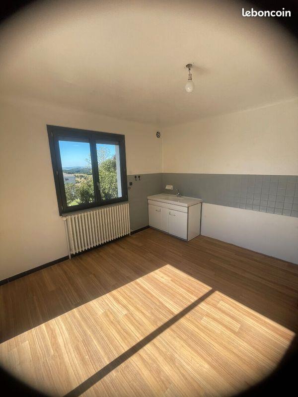 Maison à louer, 111m², Yssingeaux