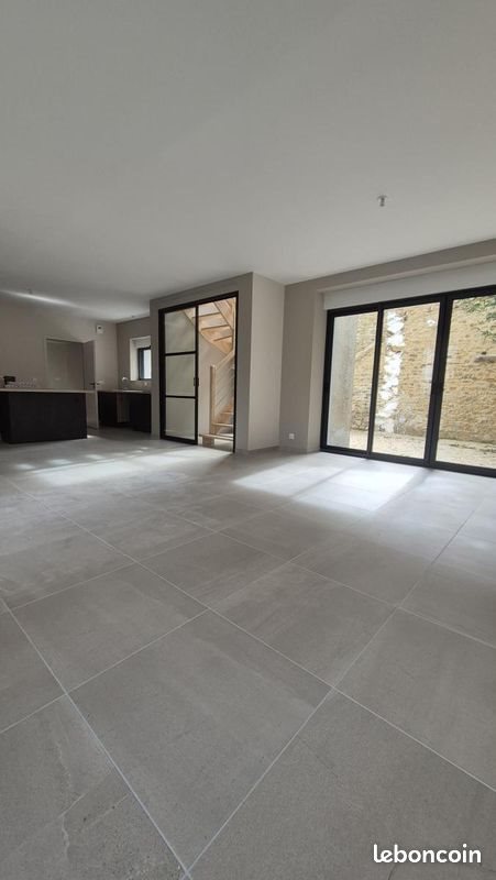 Maison à louer, 155m², Landivisiau