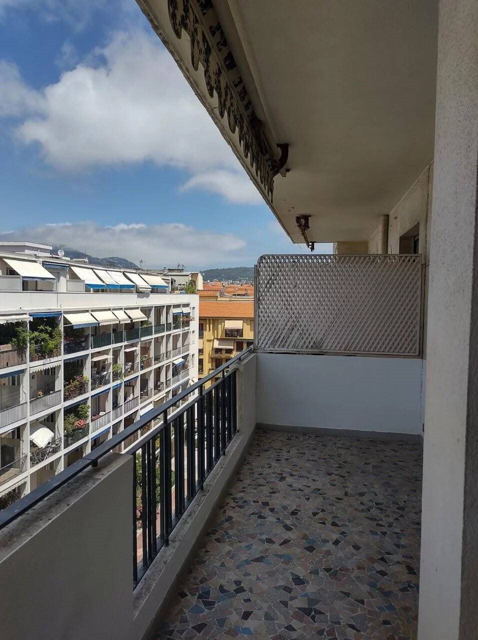 Appartement à louer, 79m², Nice