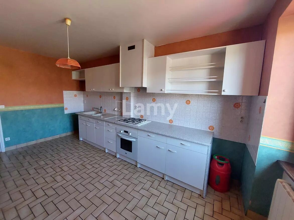 Maison à louer, 96m², Le Breuil-sur-Couze