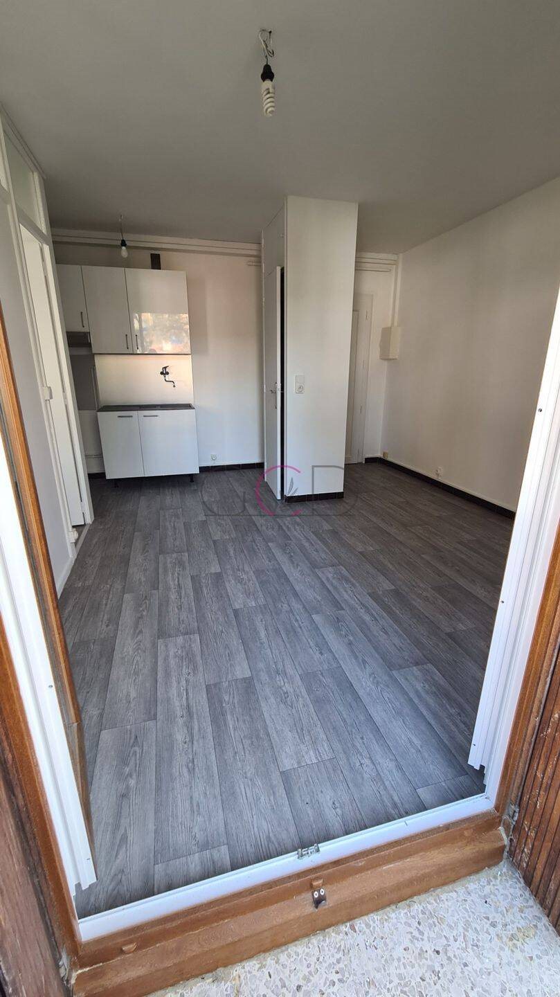 Appartement à louer, 29m², Aix-en-Provence