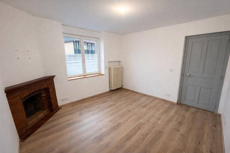 Maison à louer, 70m², Bretenoux