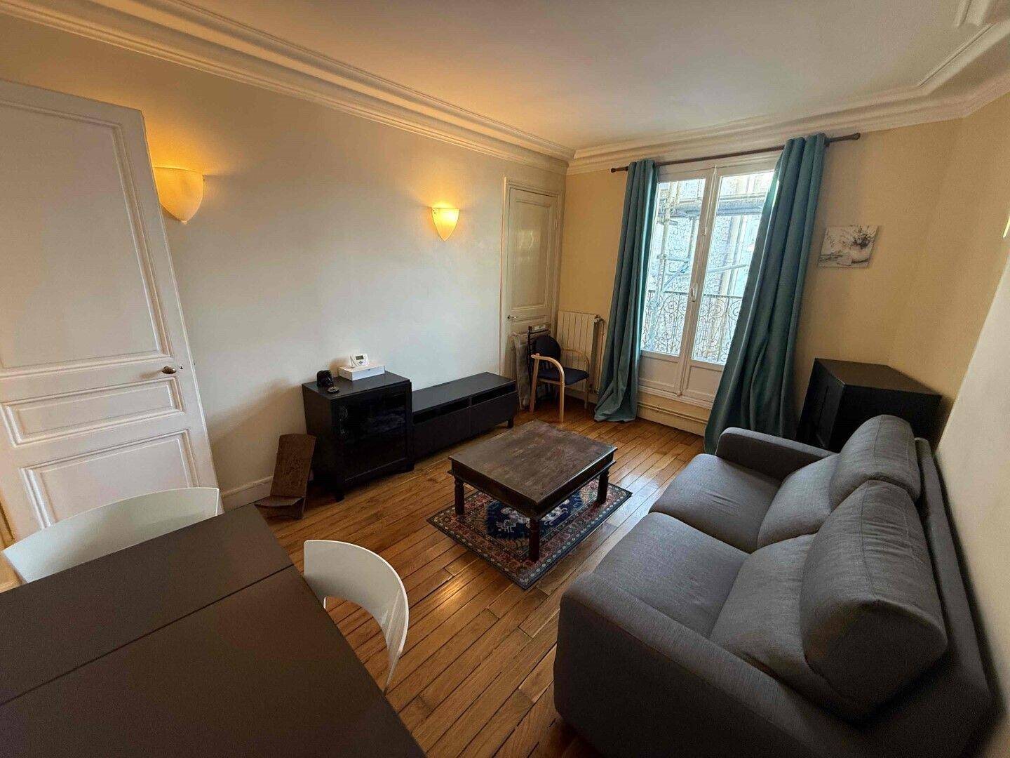 Appartement à louer, 40m², Paris 18ème