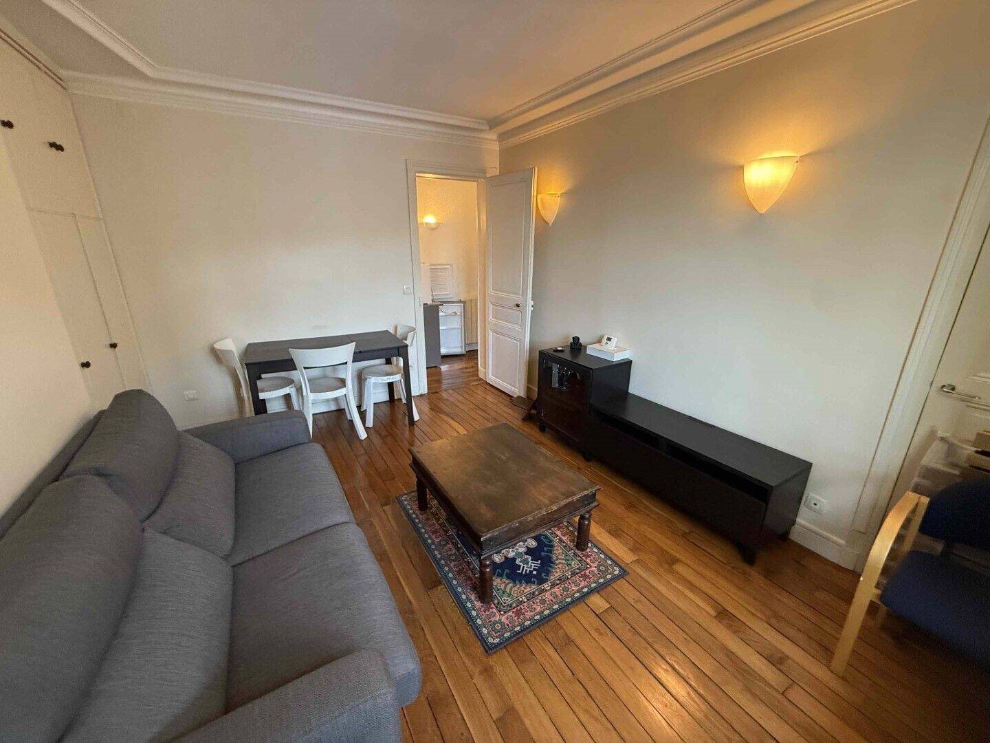 Appartement à louer, 40m², Paris 18ème