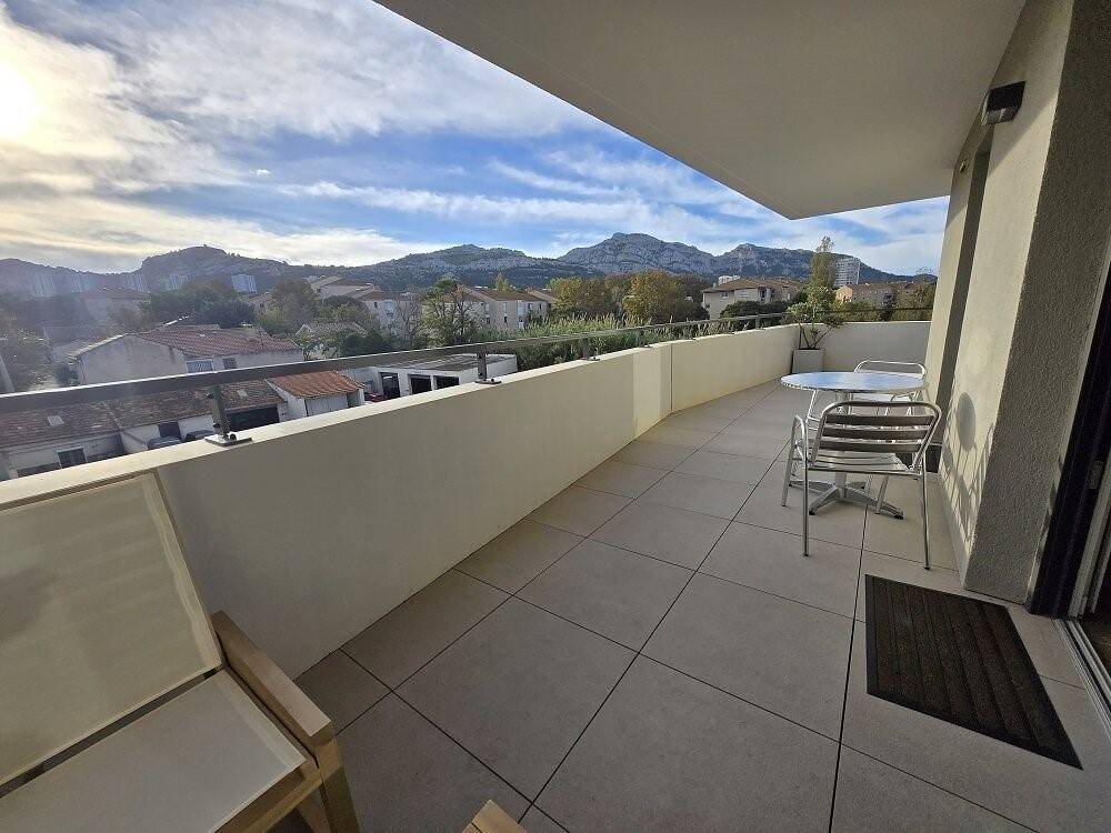 Appartement à louer, 63m², Marseille 8ème