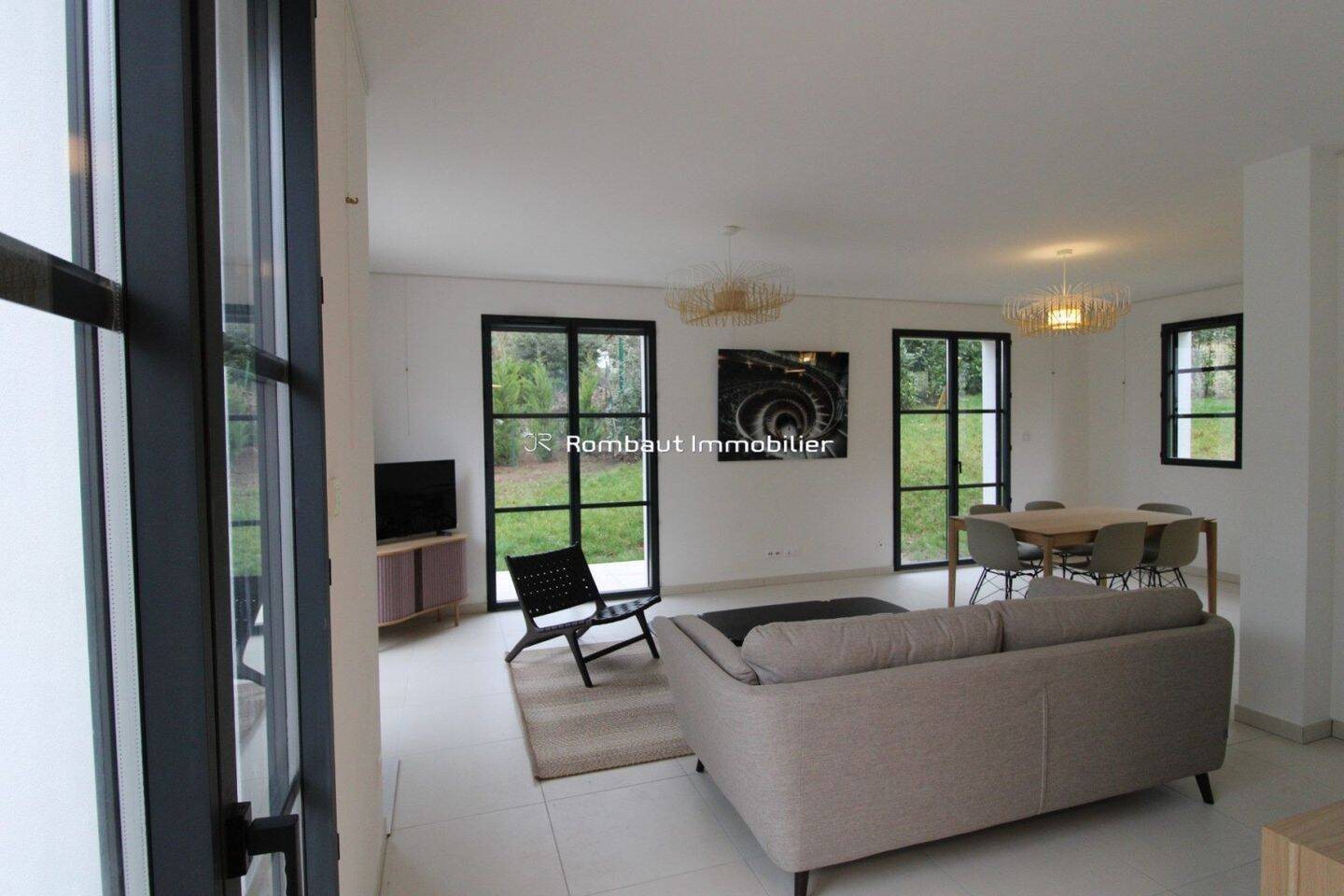 Maison à louer, 114m², Bougival