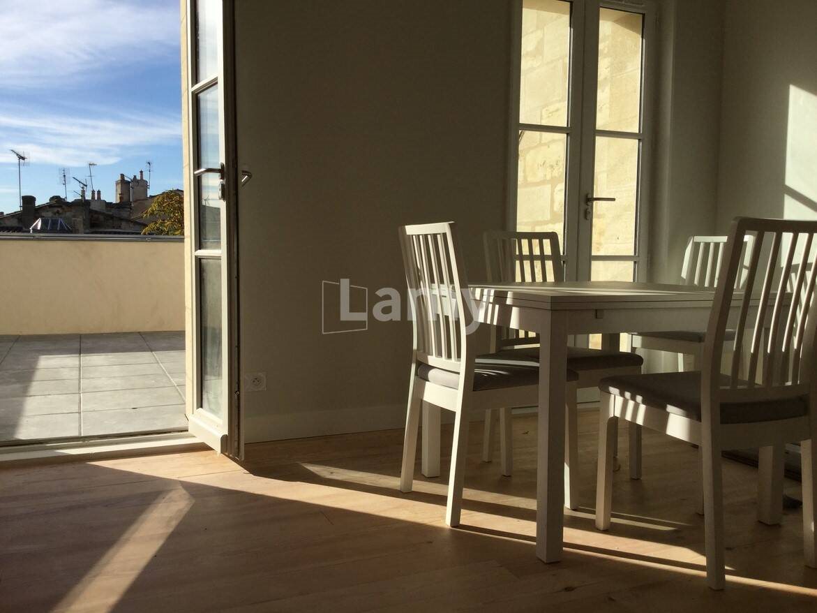 Appartement à louer, 58m², Bordeaux