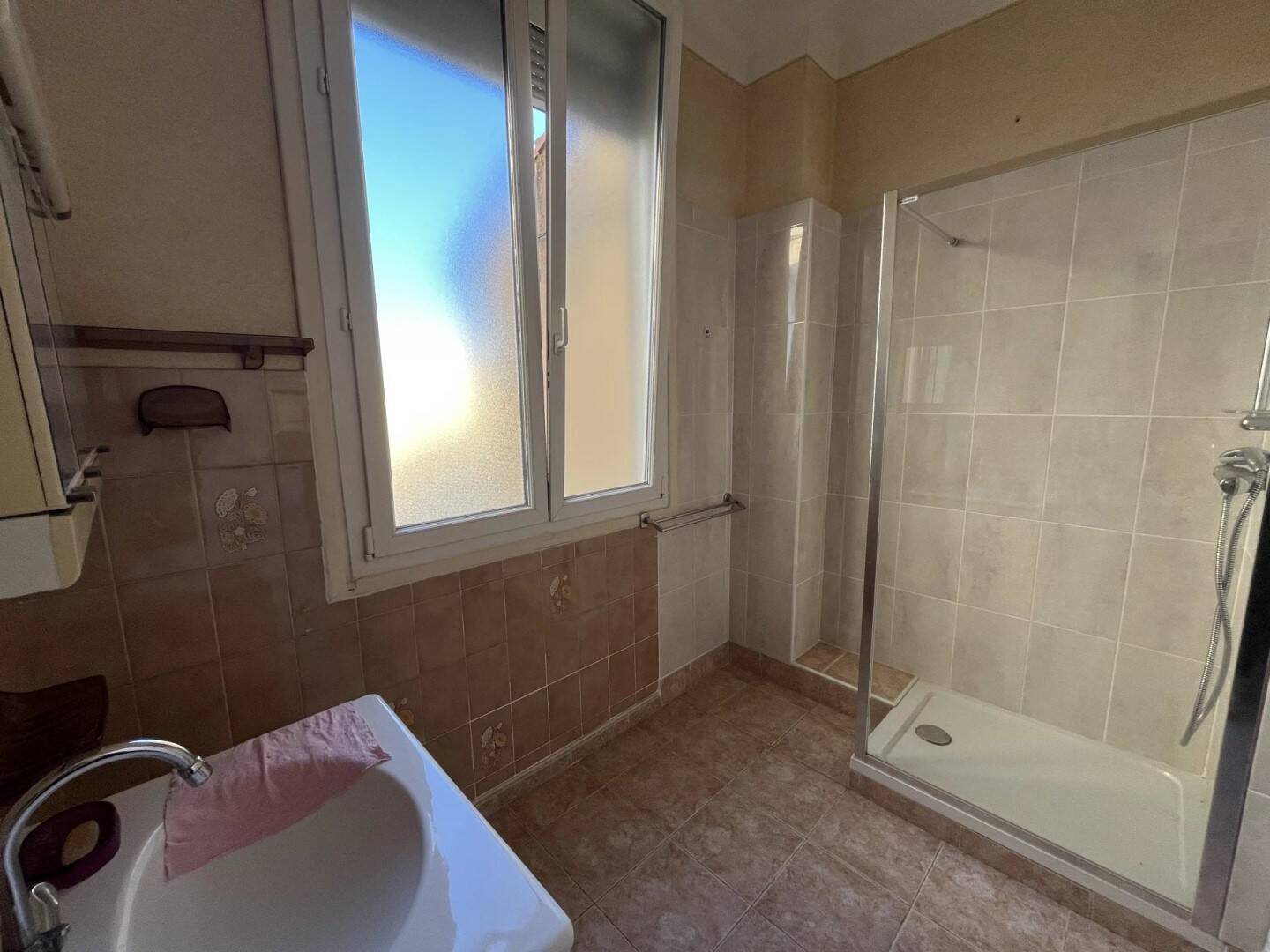 Appartement à vendre, 95m², Nîmes