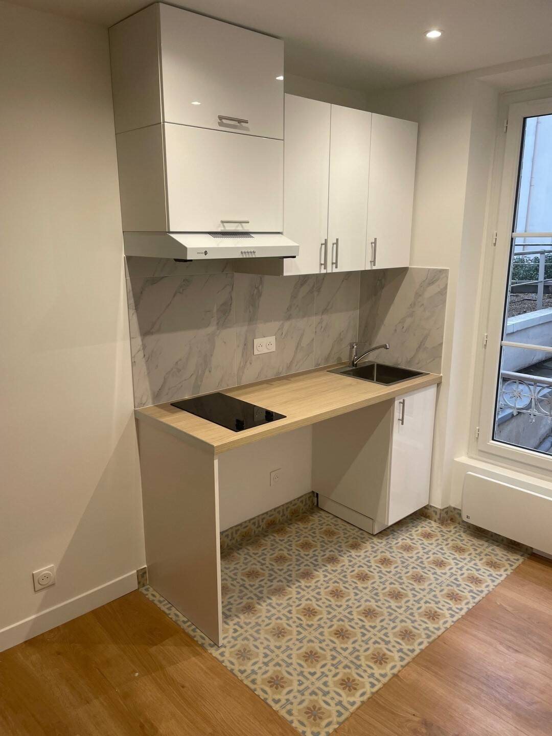 Appartement à louer, 25m², Paris 18ème