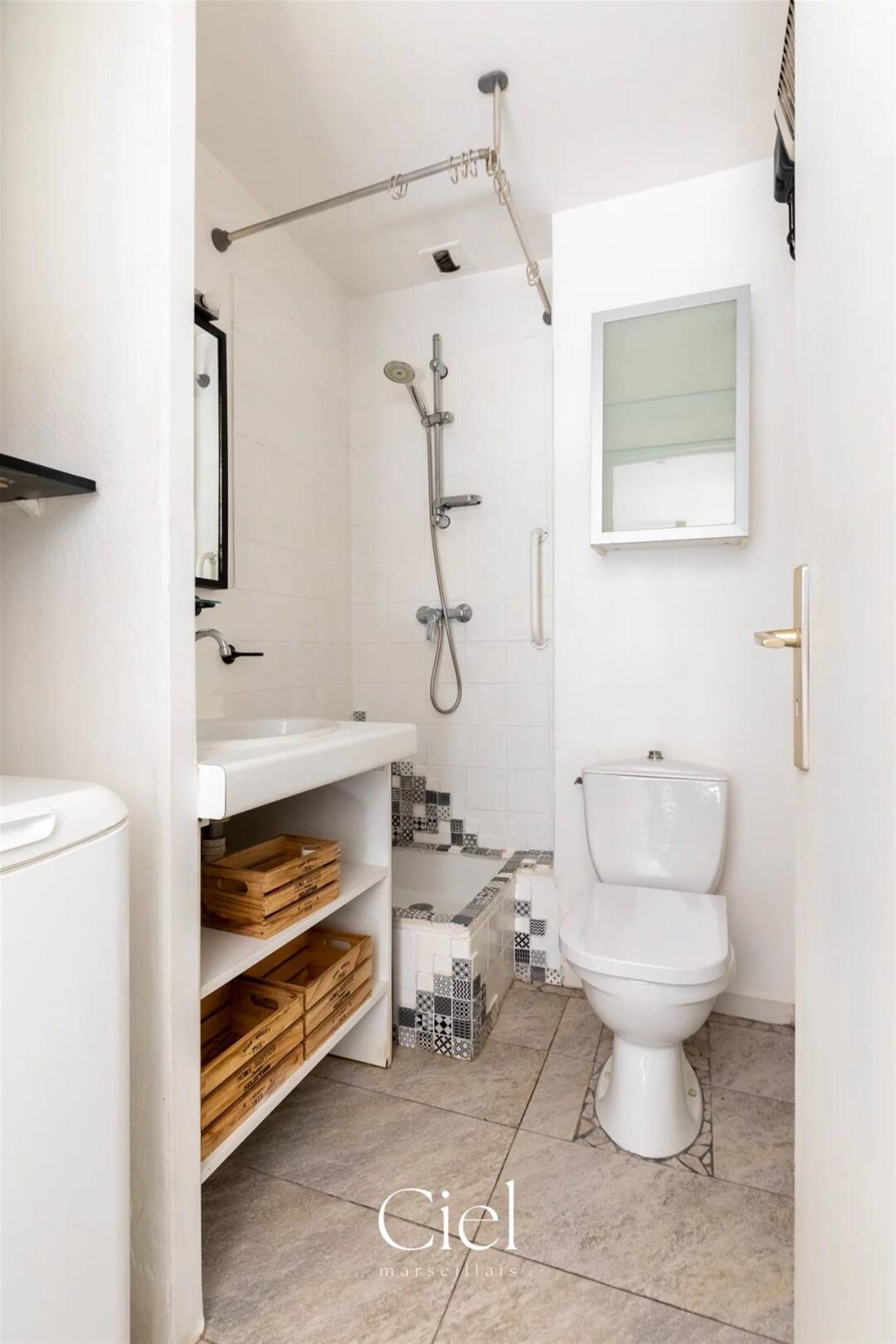 Appartement à louer, 26m², Marseille 7ème