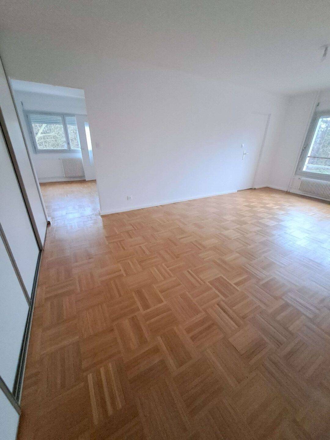 Appartement à louer, 76m², Ecully