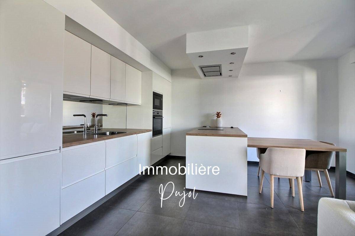 Appartement à louer, 64m², Marseille 2ème