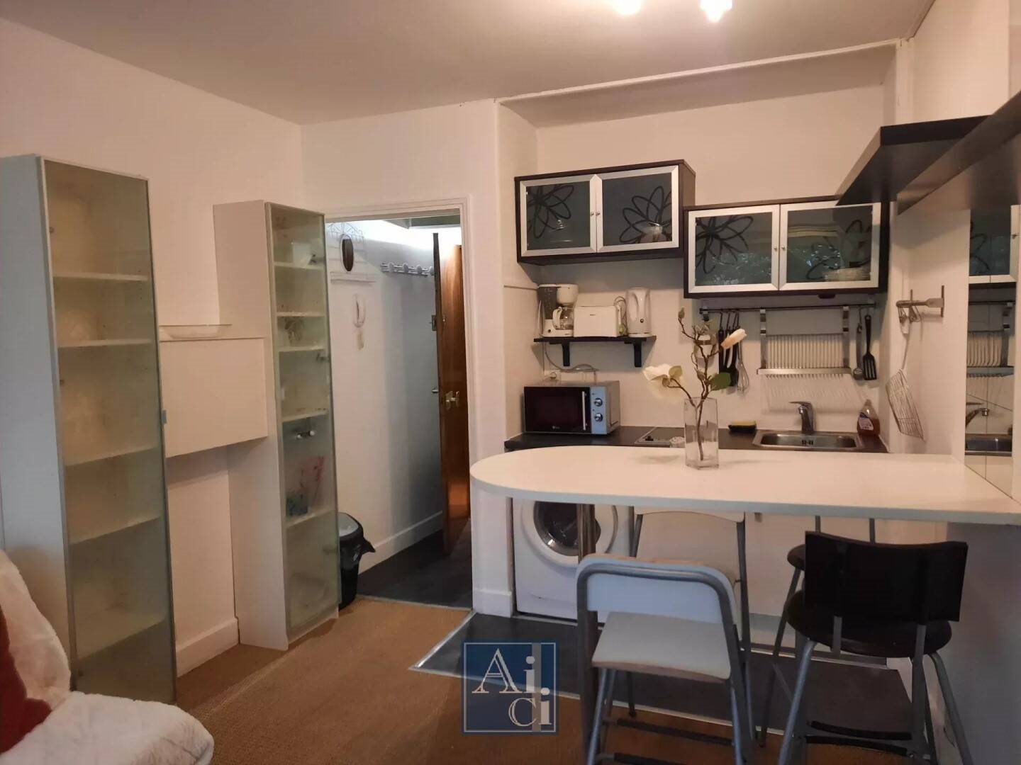 Appartement à louer, 17m², Paris 16ème