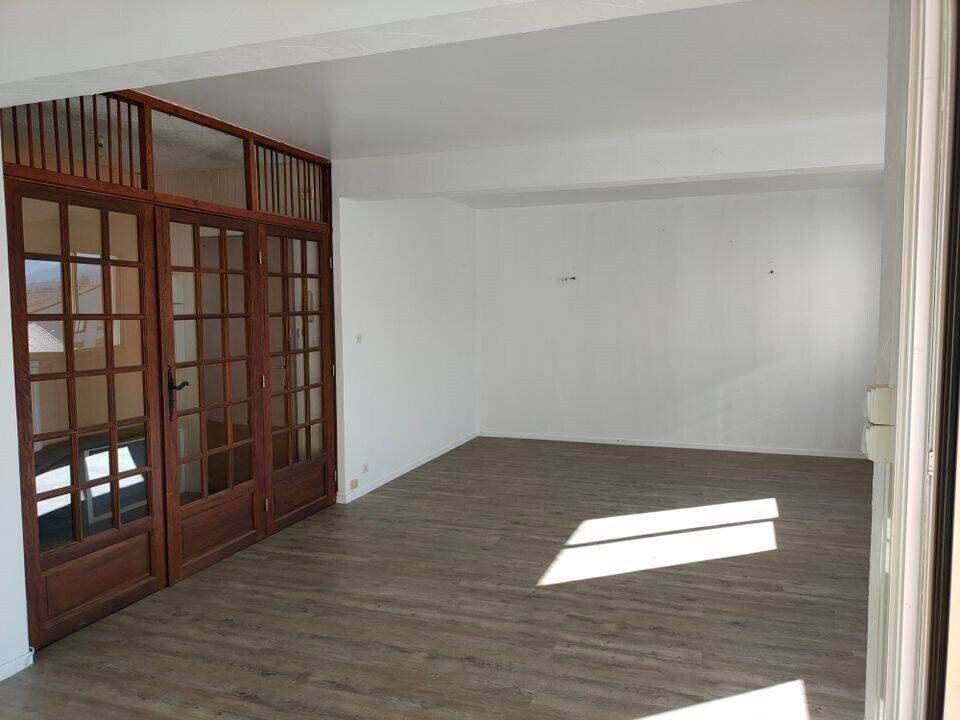 Appartement à louer, 110m², Foix