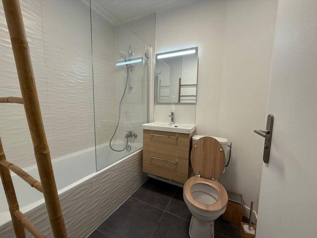 Appartement à louer, 28m², Courbevoie