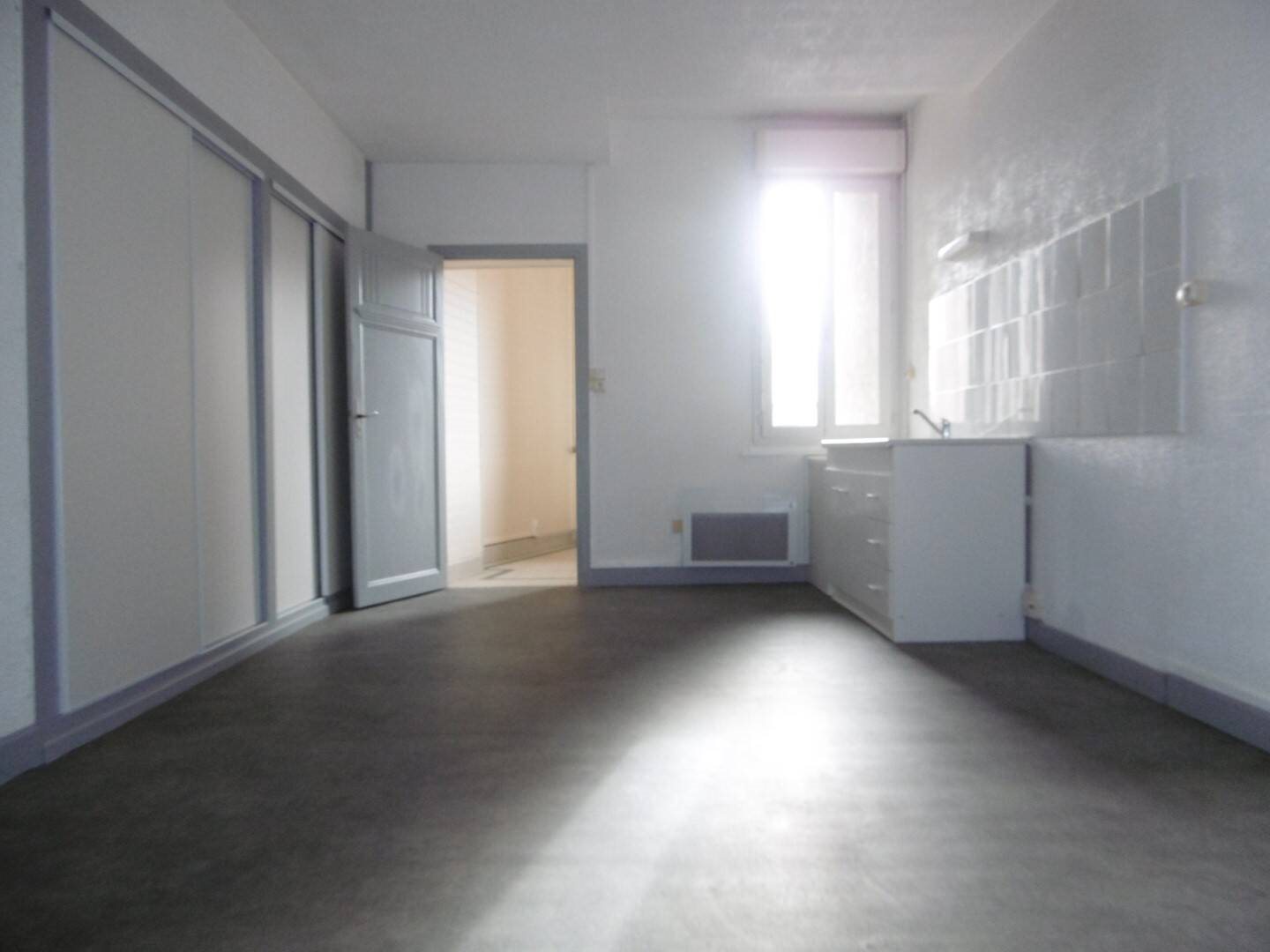 Appartement à louer, 65m², Digoin