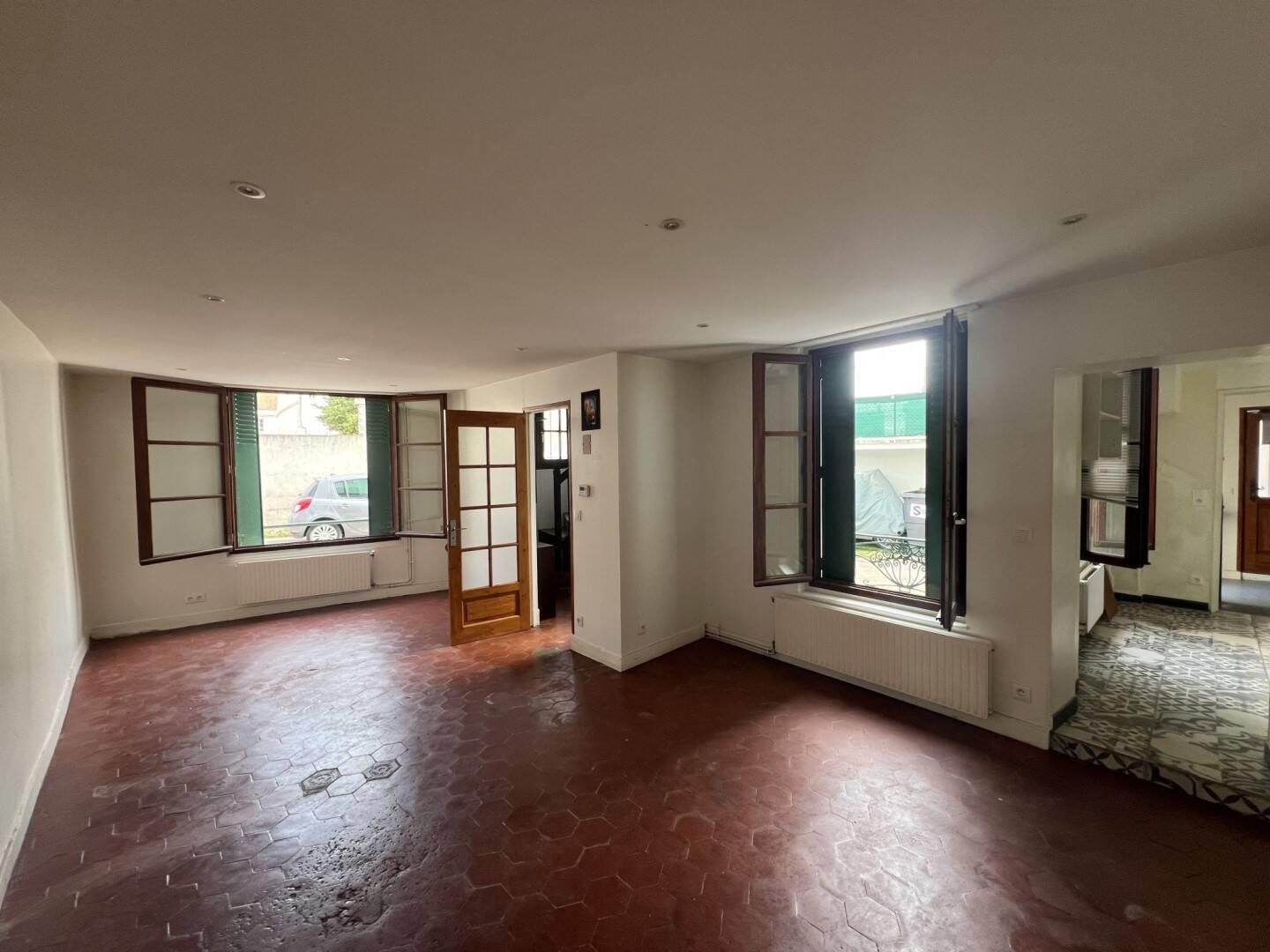 Maison à louer, 90m², Mantes-la-Jolie