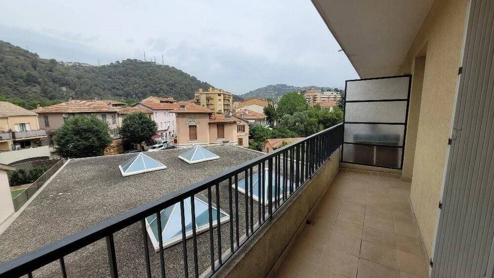 Appartement à louer, 33m², La Trinité