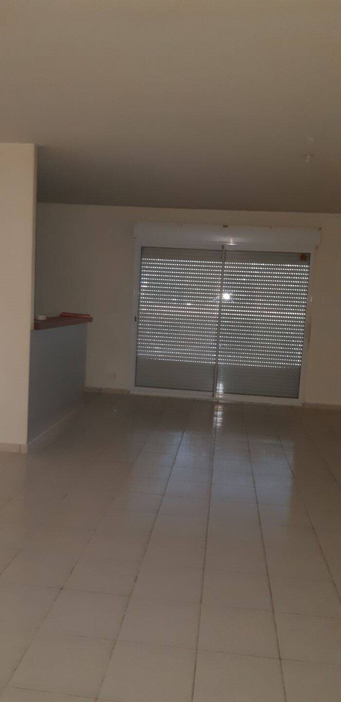 Maison à louer, 105m², Exideuil