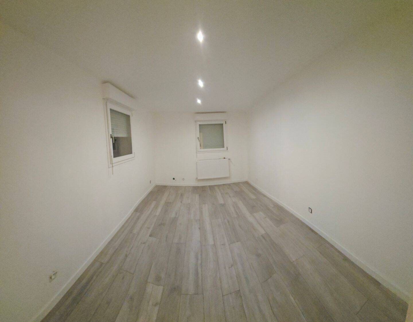 Appartement à louer, 73m², Novillars