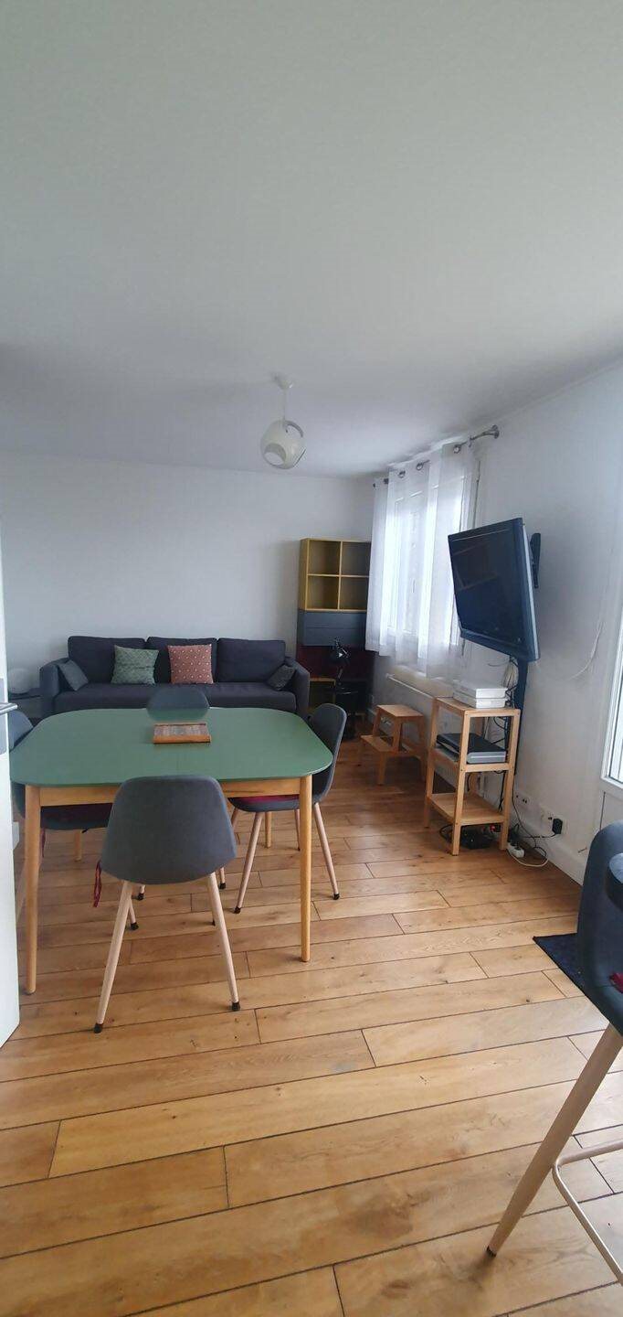 Appartement à louer, 48m², Paris 18ème