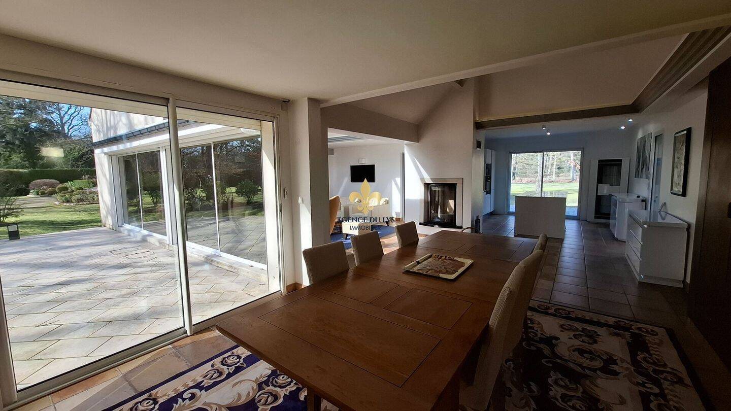 Maison à vendre, 183m², Lamorlaye
