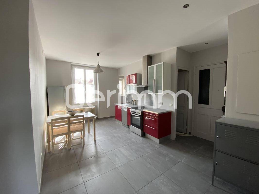 Appartement à louer, 69m², Grenoble