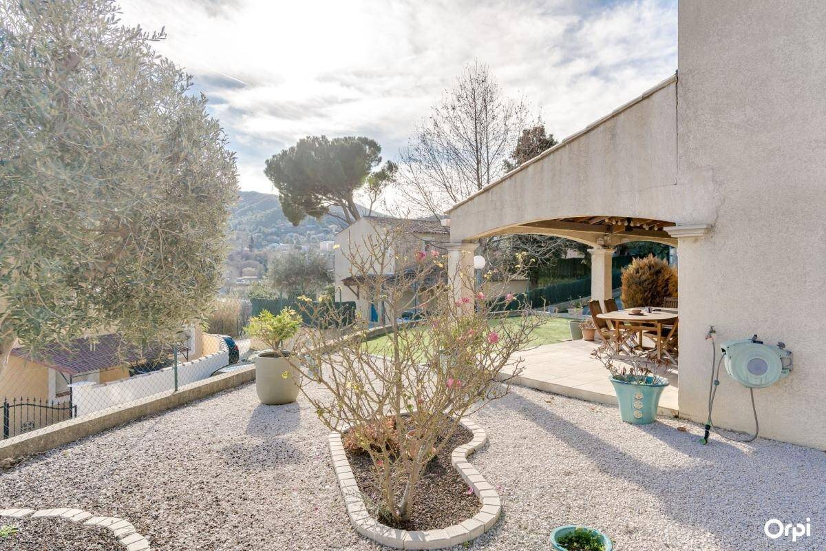 Maison à vendre, 91m², Marseille 11ème