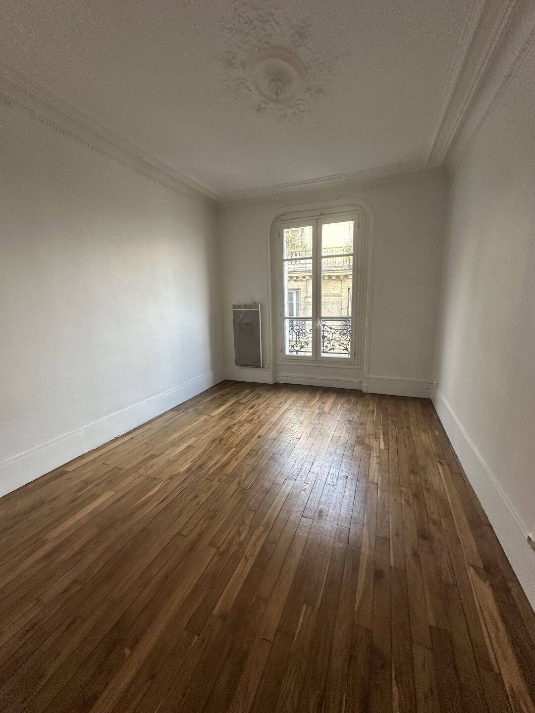 Appartement à louer, 37m², Paris 18ème